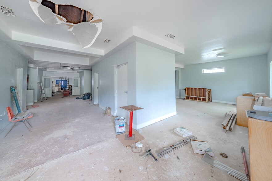 More Photos Of 18520 Blue Star Hwy, Quincy Congregate Senior Housing For Sale