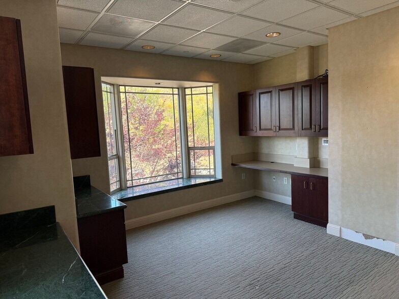 More Photos Of 24551 Silver Cloud Ct, Monterey Medical For Lease