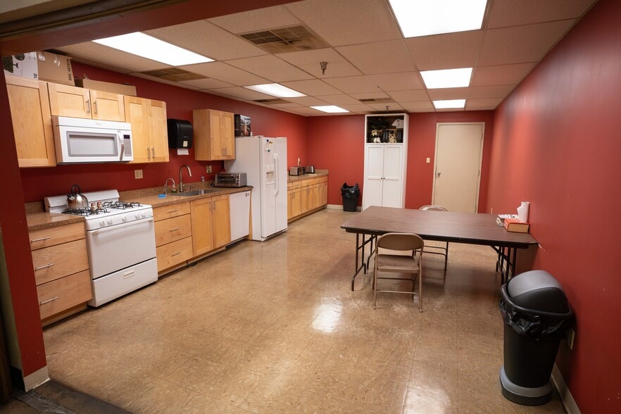 More Photos Of 6301 Butler St, Pittsburgh Warehouse For Sale