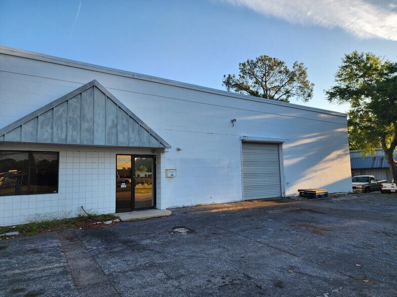 More Photos Of 3667-3691 46th Ave N, Saint Petersburg Manufacturing For Lease