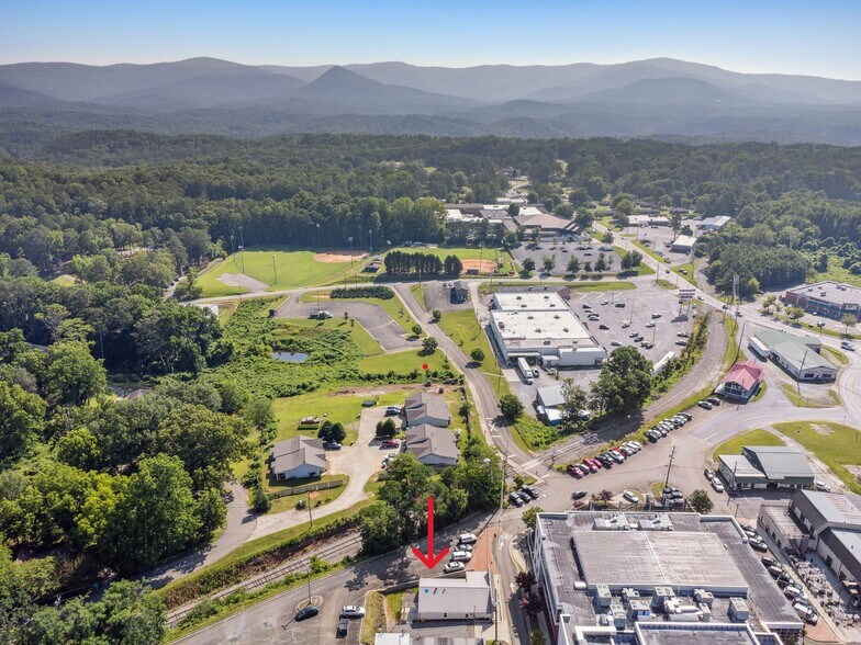 More Photos Of 37 Court St, Jasper Office For Sale