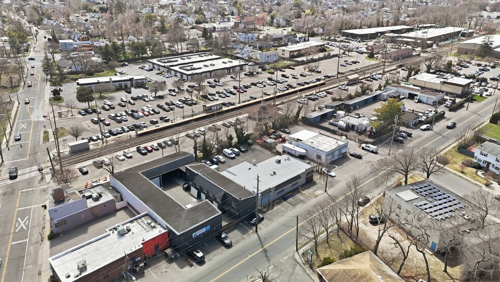 More Photos Of 384 Moffitt Blvd, Islip Warehouse For Sale