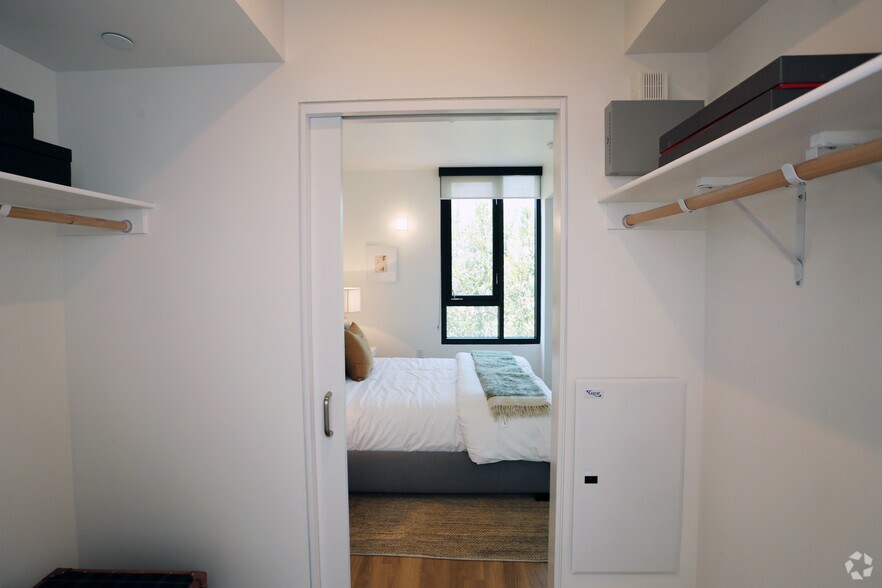 More Photos Of 8350-8358 Santa Monica Blvd, West Hollywood Apartments For Lease