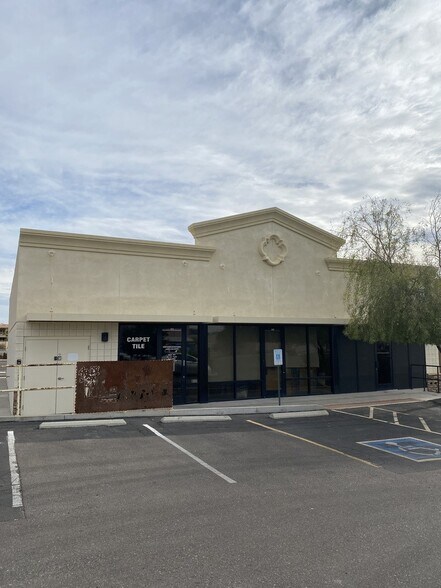 More Photos Of 16729 E Palisades Blvd, Fountain Hills Storefront For Sale