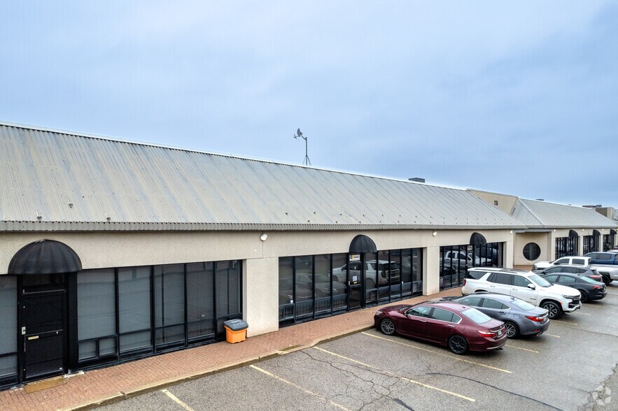 Primary Photo Of 110 Snow Blvd, Vaughan Manufacturing For Lease