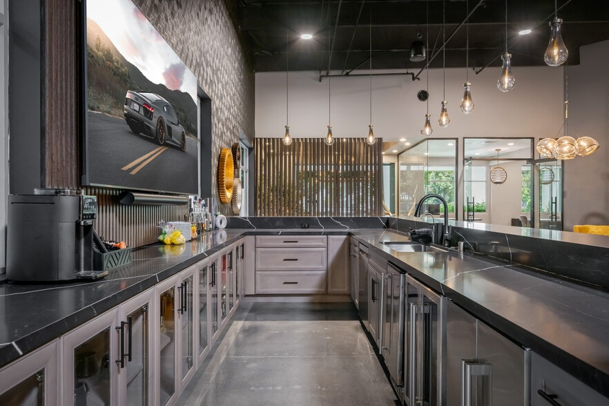 More Photos Of 12 Mauchly, Irvine Research And Development For Sale