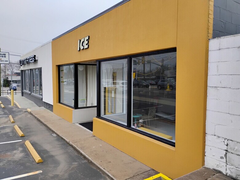 Primary Photo Of 2701 Gallatin Pike, Nashville Storefront Retail Office For Lease