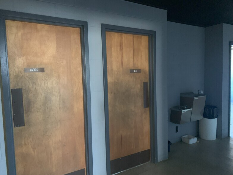 More Photos Of 508 82nd St N, Birmingham Religious Facility For Sale