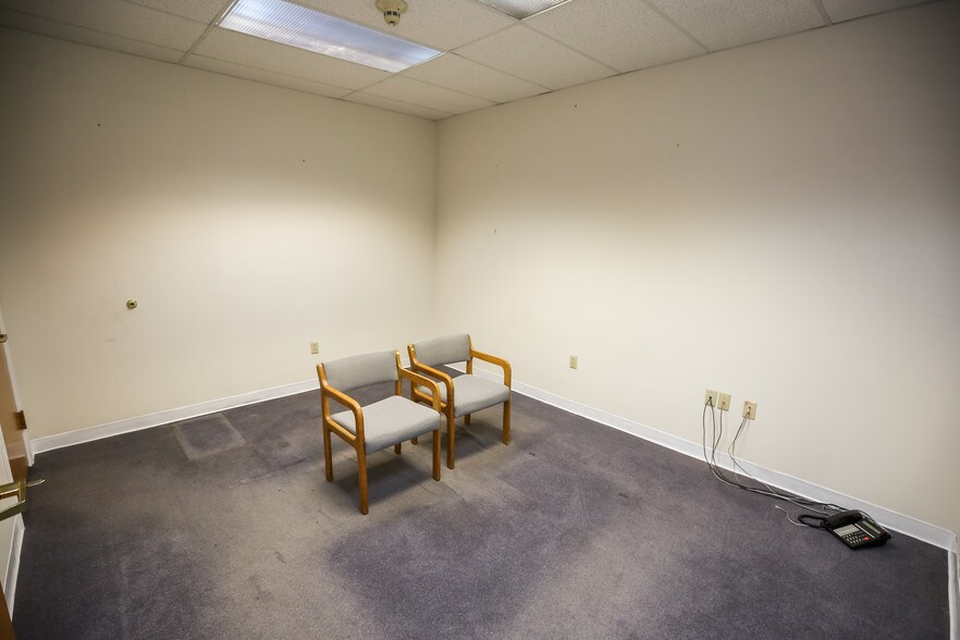 More Photos Of 1118 E Columbia Ave, Philadelphia Office For Lease