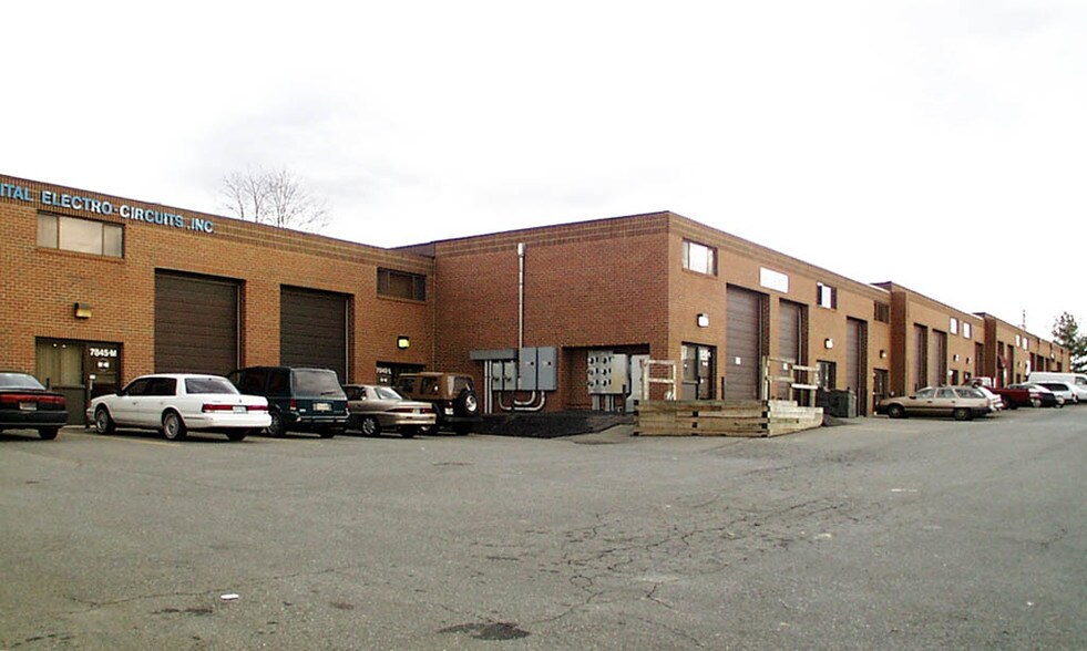 More Photos Of 7841-7845 Airpark Rd, Gaithersburg Light Manufacturing For Lease