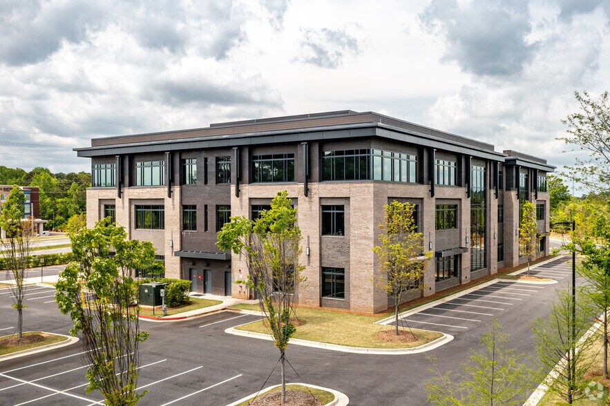 More Photos Of 2685 Peachtree Pky, Suwanee Medical For Lease