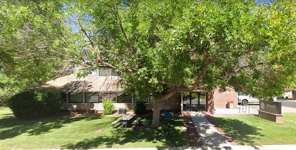 More Photos Of 61 W Davies Ave N, Littleton Medical For Sale