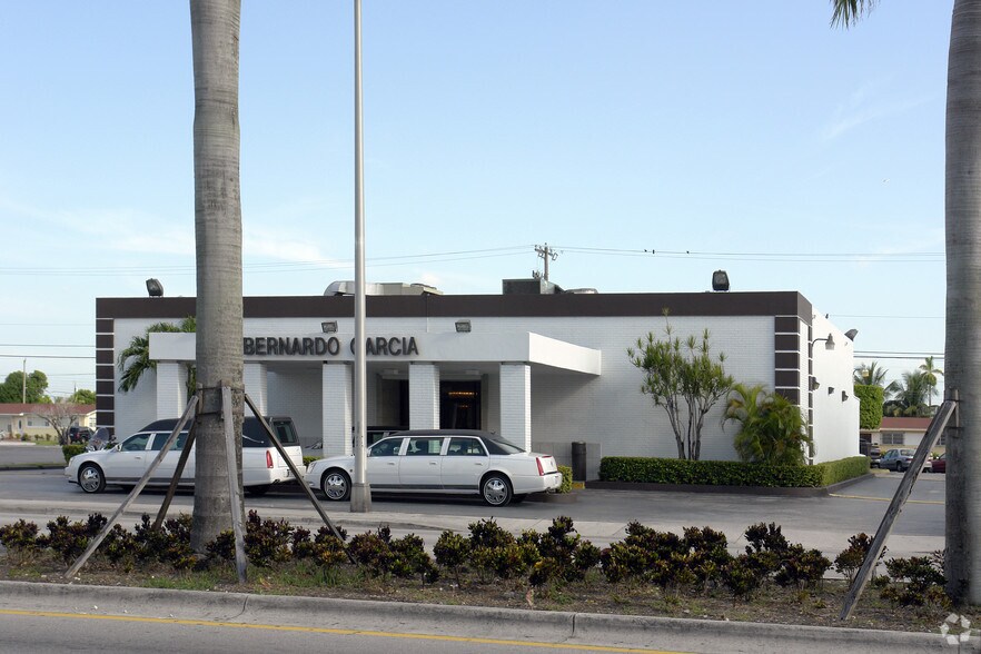 More Photos Of 865 W 49th St, Hialeah Restaurant For Lease