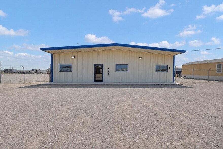 More Photos Of 10714 W County Road 72, Midland Warehouse For Lease