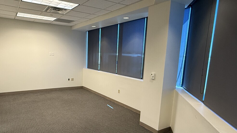 More Photos Of 1545 Pama Ln, Las Vegas Research And Development For Lease