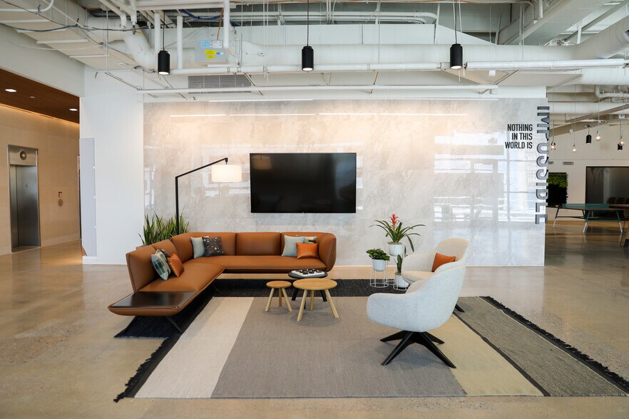 More Photos Of 1660 Lincoln St, Denver Office For Lease