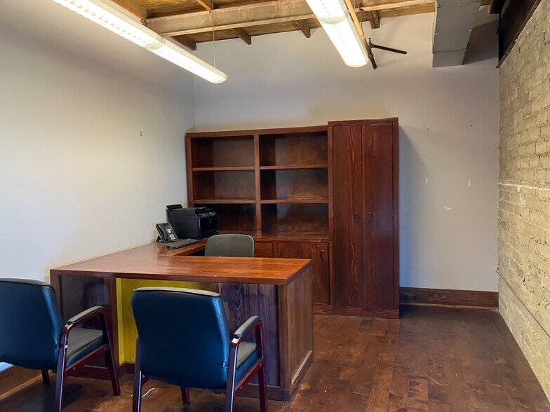 More Photos Of 739 S Clark St, New Orleans Office For Sale