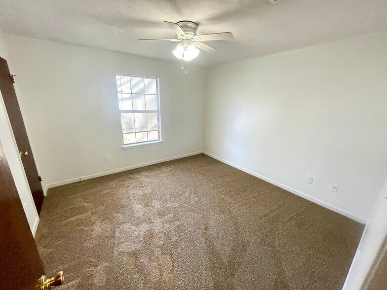More Photos Of 5745 Horton Ave, Jackson Apartments For Sale