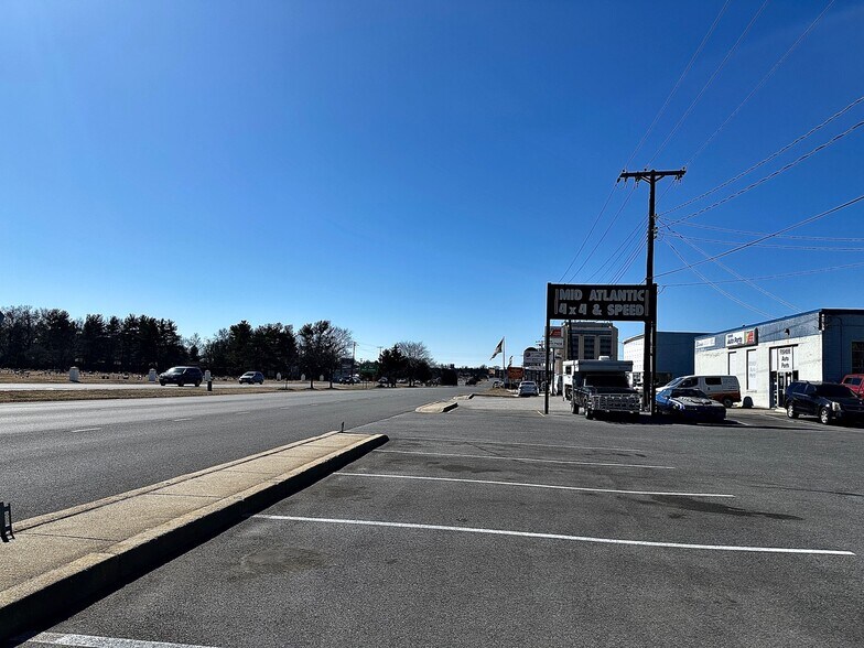 More Photos Of 7216 Ritchie Hwy, Glen Burnie Freestanding For Sale