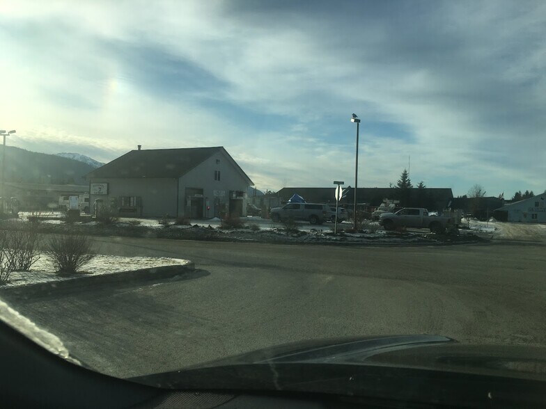 More Photos Of 5410 Bent Ct, Juneau Carwash For Sale