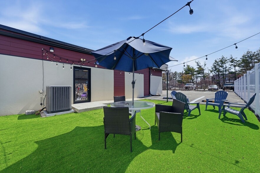 More Photos Of 27-16 Broadway, Fair Lawn Land For Lease