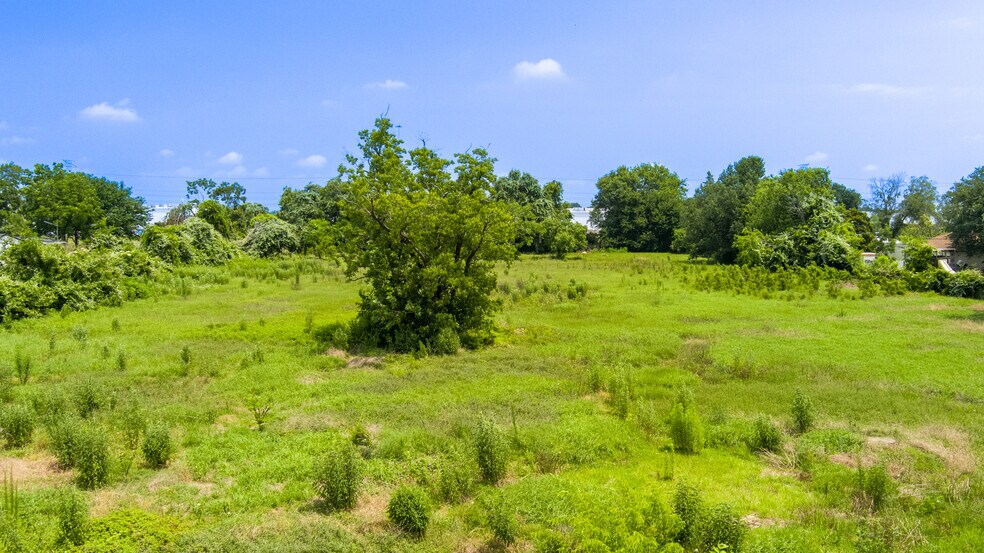 More Photos Of 3240 & 3242 Brownie Campbell, Houston Land For Sale