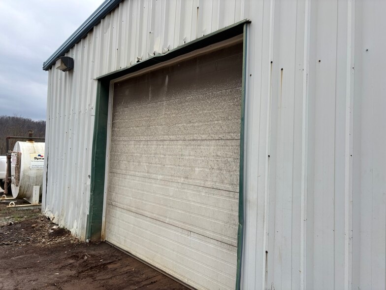 More Photos Of 24 Varner Dr, Claysville Warehouse For Sale