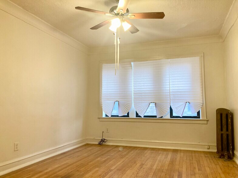 More Photos Of 1155 W 83rd St, Chicago Apartments For Sale