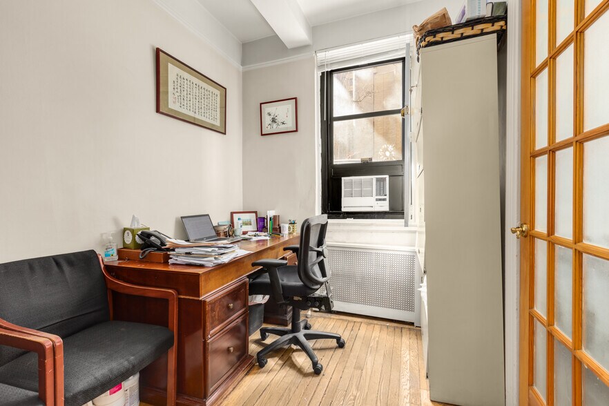 More Photos Of 235 E 22nd St, New York Apartments For Sale