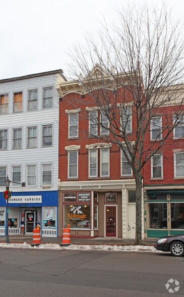 More Photos Of 9 Main St, Brockport Office For Lease