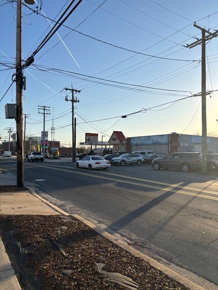 More Photos Of 8609 Old Harford Rd, Baltimore Office For Lease