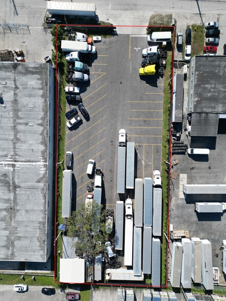 Primary Photo Of 7415 NW 63 st, Miami Land For Lease
