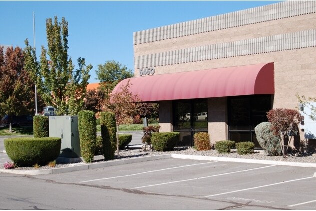 More Photos Of 5450 Louie Ln, Reno Light Distribution For Lease
