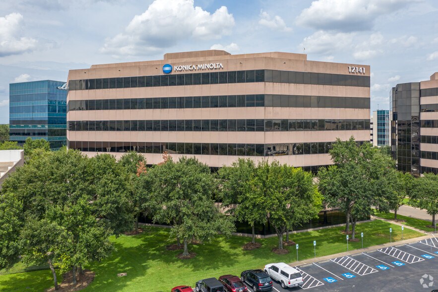 More Photos Of 12141 Wickchester Ln, Houston Office For Lease