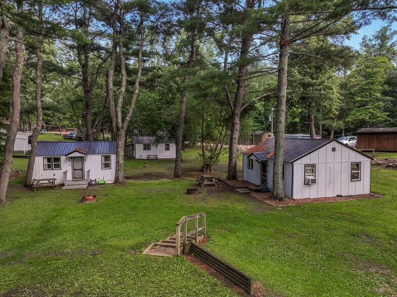 More Photos Of N1075 Eastside Rd, Birchwood Trailer Camper Park For Sale