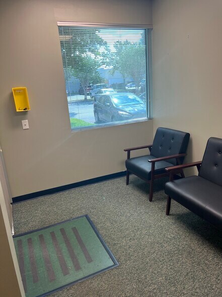 More Photos Of 1806 33rd St, Orlando Office For Lease