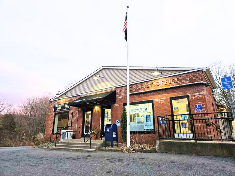 Primary Photo Of 108 Main St, Rockfall Storefront For Sale