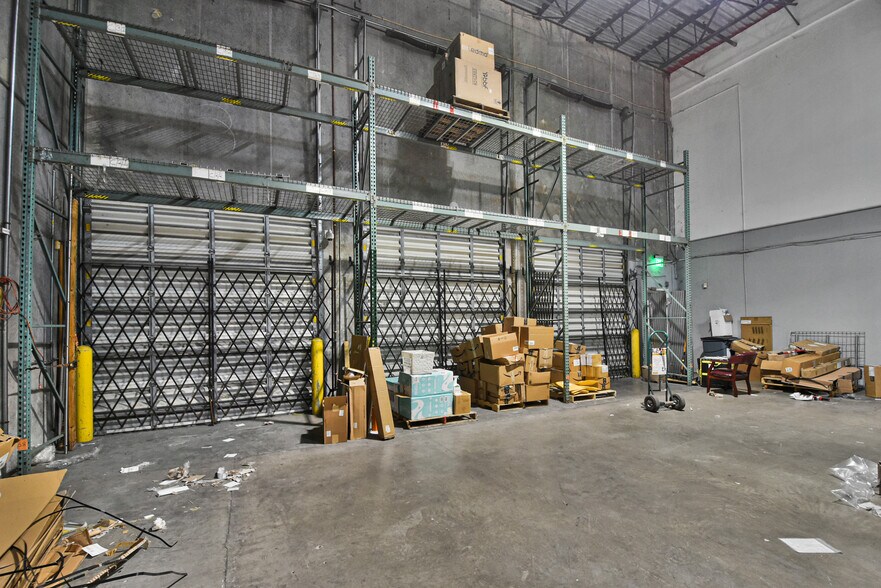More Photos Of 2020 NW 129th Ave, Miami Warehouse For Lease