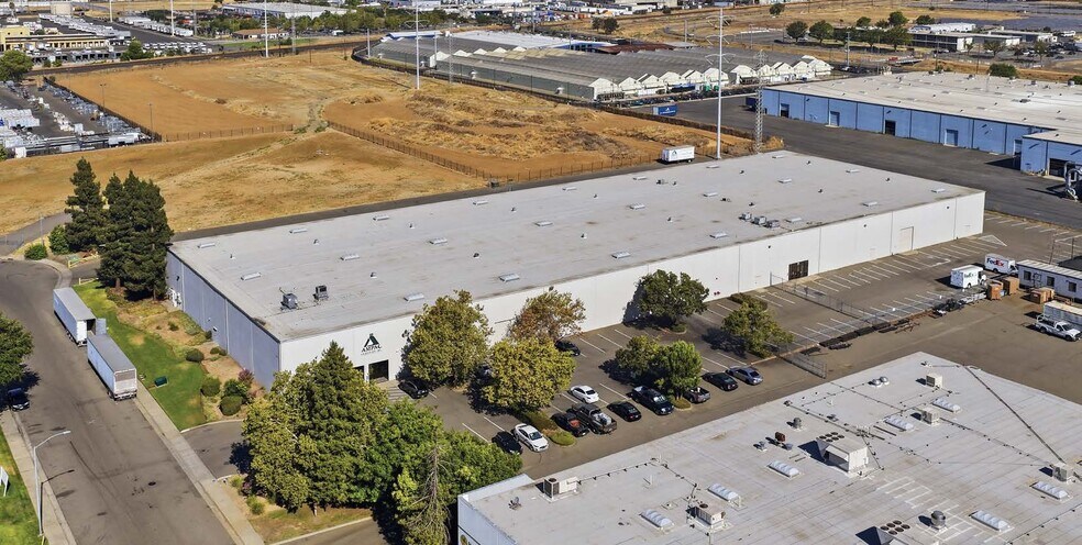 Primary Photo Of 8388 Rovana Cir, Sacramento Warehouse For Lease