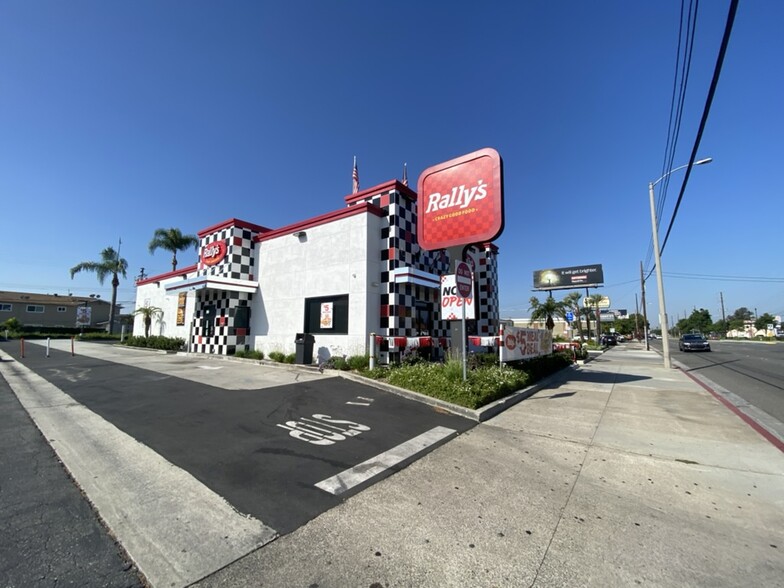 Primary Photo Of 10642 Katella Ave, Garden Grove Fast Food For Lease