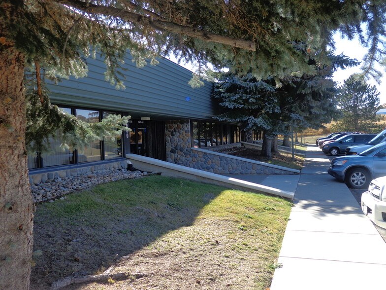 More Photos Of 680 Atchison Way, Castle Rock Flex For Lease