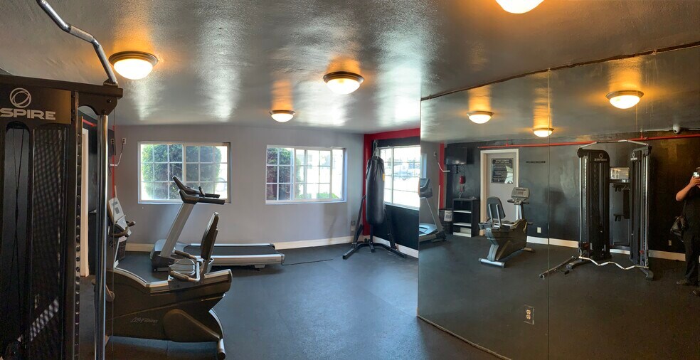 More Photos Of 2156 E Colorado Blvd, Pasadena Hotel For Sale