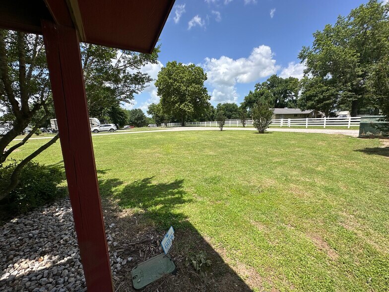 More Photos Of 2116 Highway 77 S, Davis Trailer Camper Park For Sale