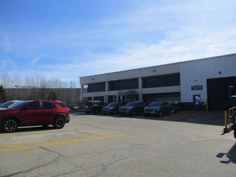 More Photos Of 2925 Walkent Ct, Grand Rapids Distribution For Lease