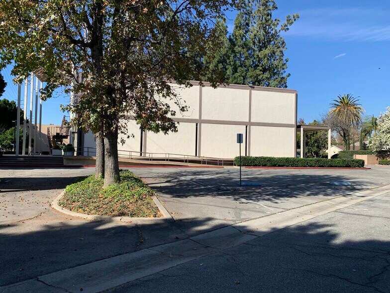 More Photos Of 41 E Live Oak Ave, Arcadia Storefront Retail Office For Sale