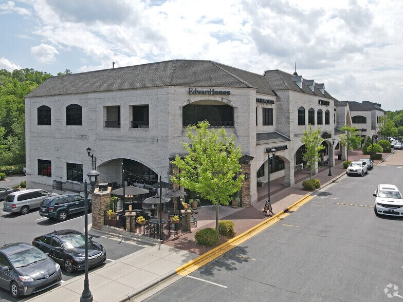 More Photos Of 1210-1287 Creekshire Way, Winston-Salem General Retail For Lease