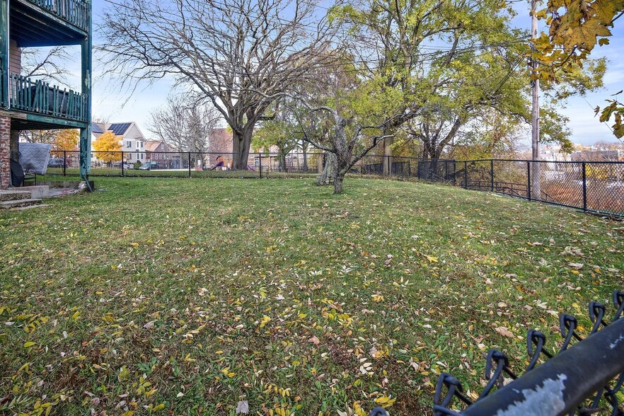 More Photos Of 252-254 Magnolia St, Dorchester Apartments For Sale