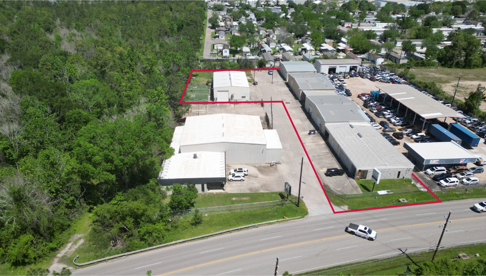 Primary Photo Of 1003 Atascocita Rd, Humble Warehouse For Lease