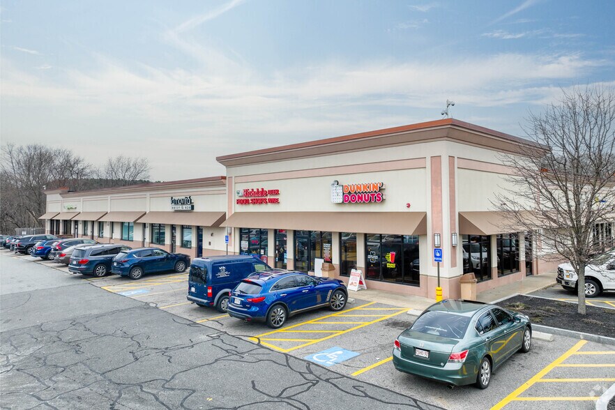 More Photos Of 1375-1395 N Main St, Randolph Storefront For Lease