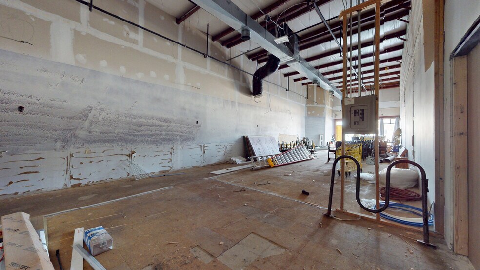 More Photos Of 45 S New York Ave, Galloway Unknown For Lease